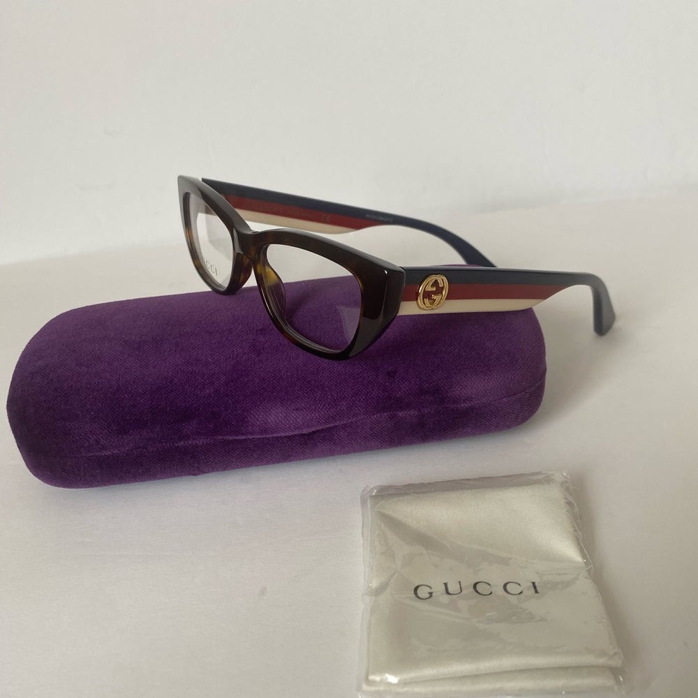 NWOT Gucci Eyeglasses 02770